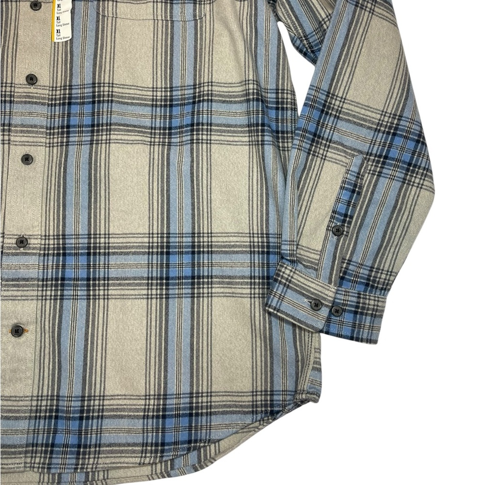 Carhartt Men’s Loose Fit Heavyweight Flannel Long-Sleeve Plaid Shirt - Picture 8 of 16